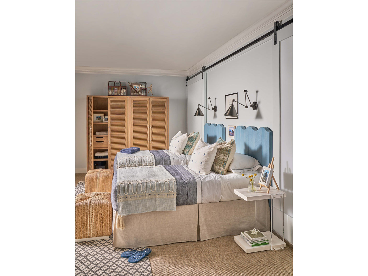 Weekender Utility Cabinet