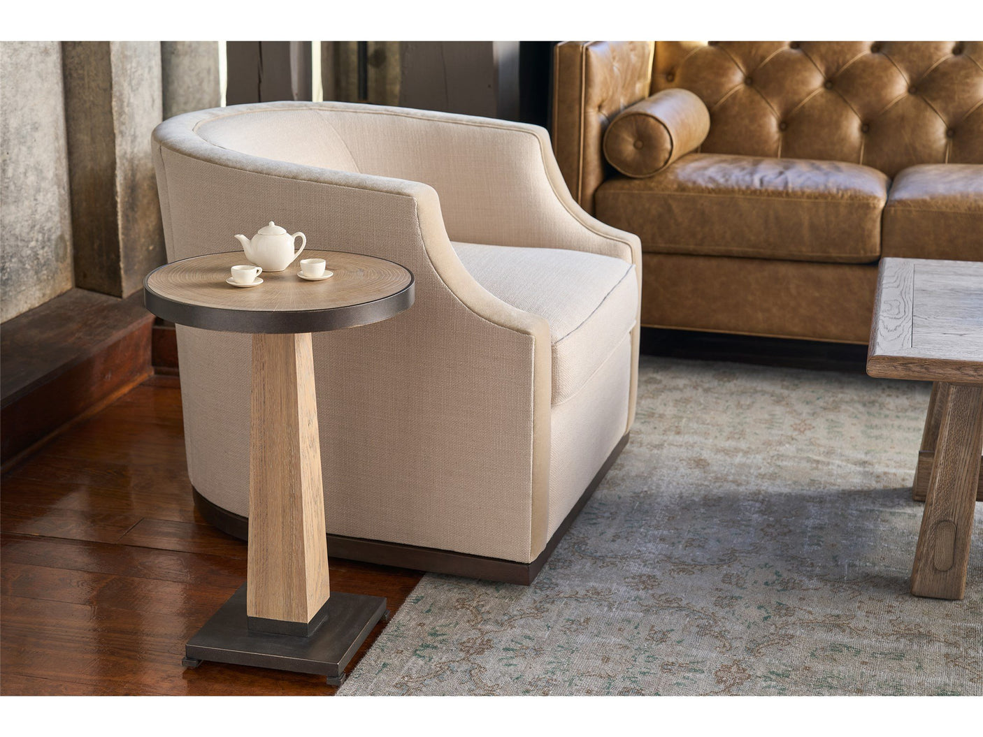 Canyon Spot Table