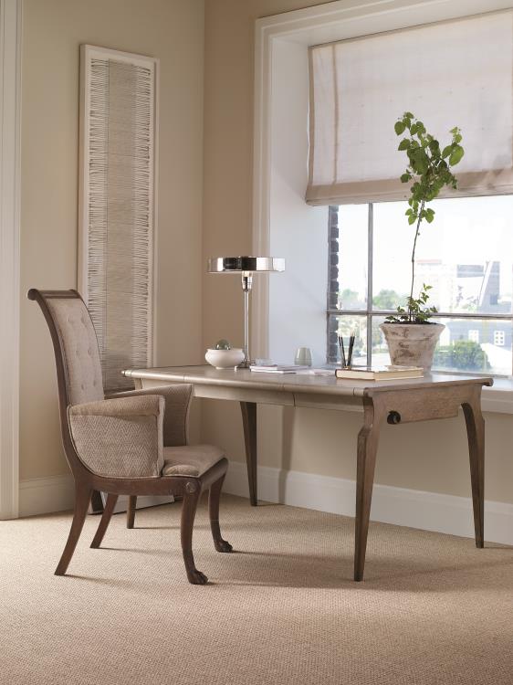 terri-desk-AEA-760