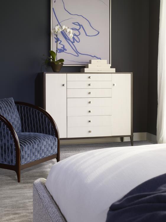 aria-gentleman's-chest---brownstone/oxford-white-C6C-201