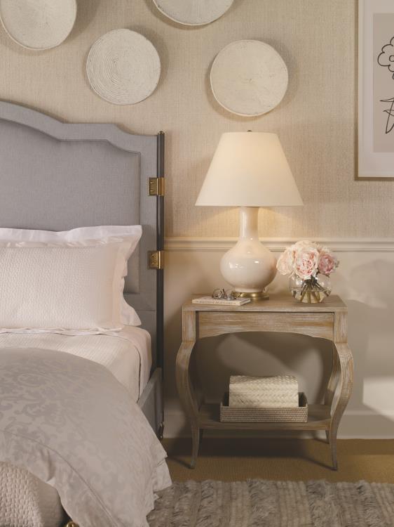 marguerite-nightstand-C7A-222