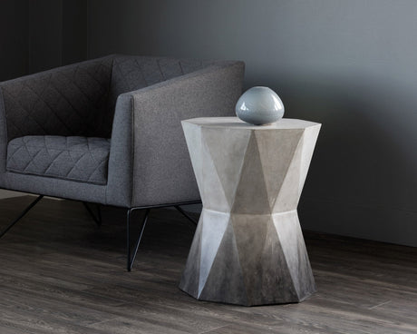 prism-end-table-102170 - view 2