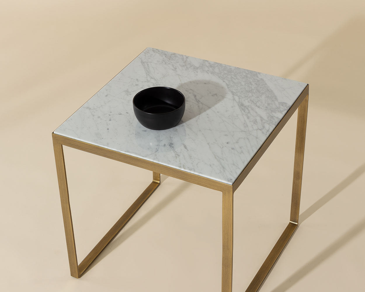evert-end-table-103452 - view 5