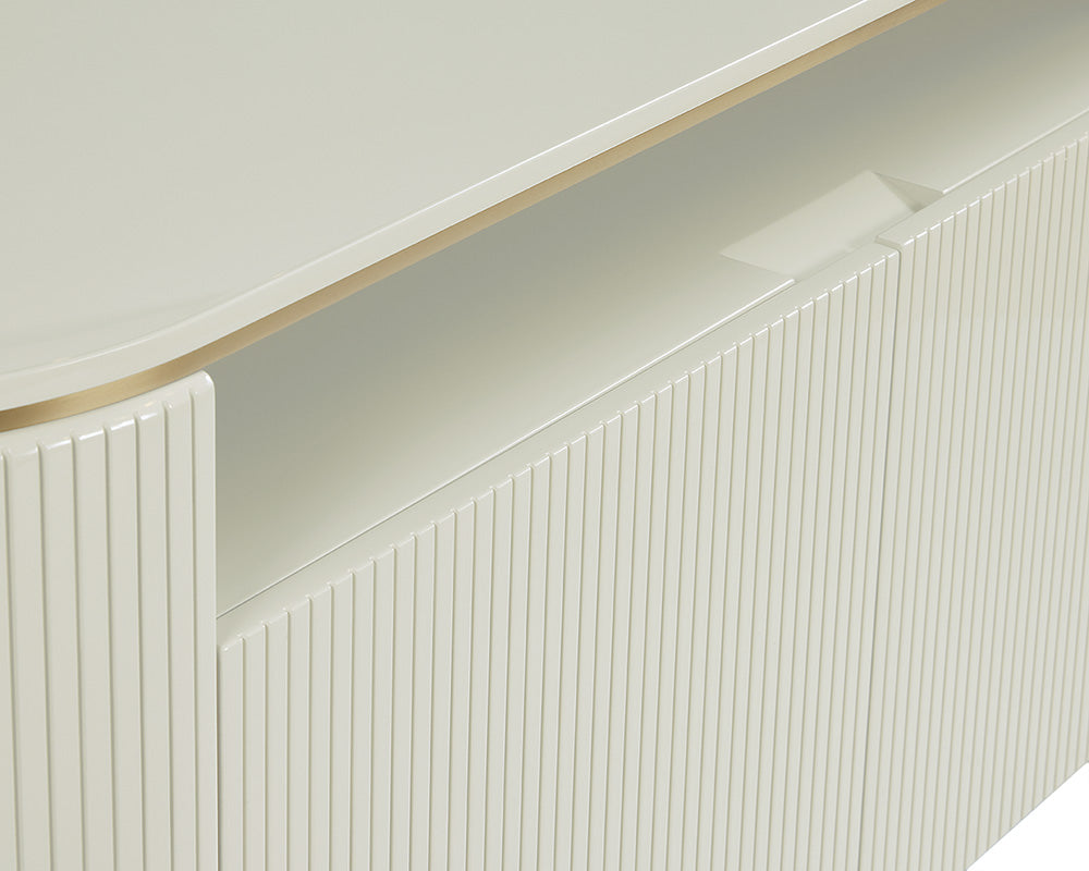 paloma-sideboard-111908 - view 8