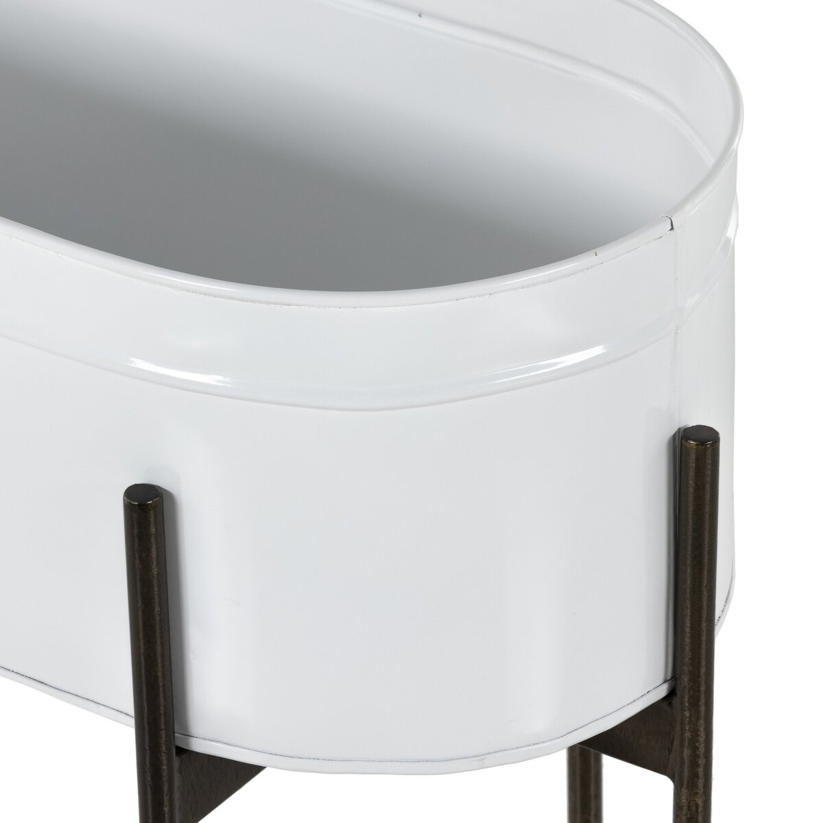 Jed Large Planter - Kings Fine Art & Decor