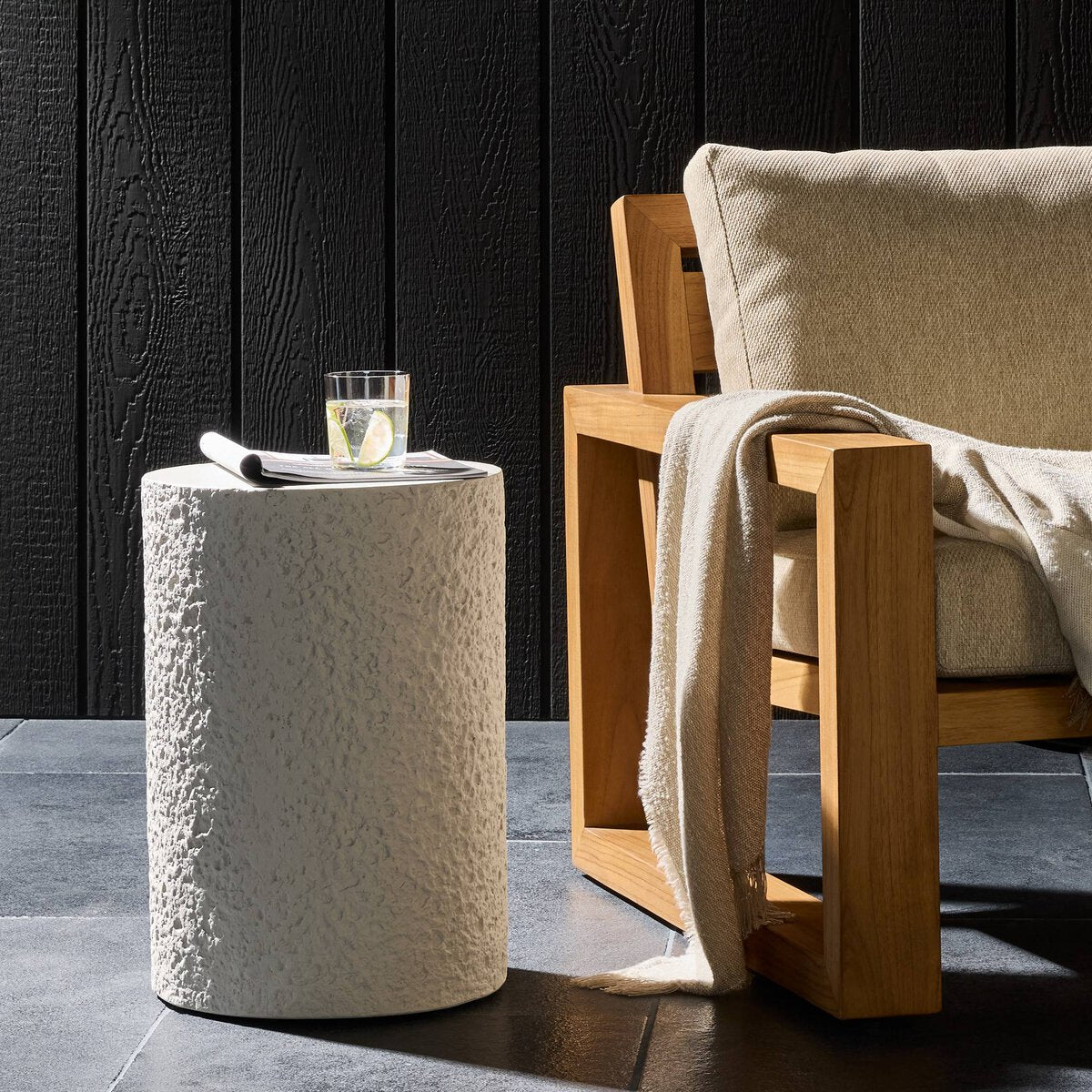 Otero Outdoor Round End Table - Kings Fine Art & Decor