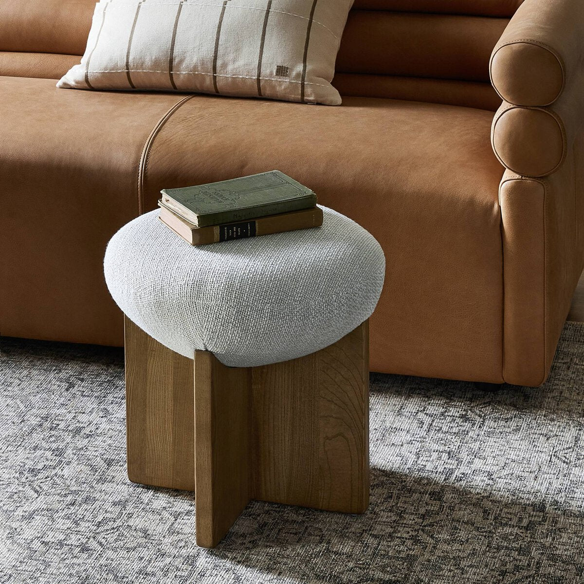 Dax Accent Stool - Kings Fine Art & Decor