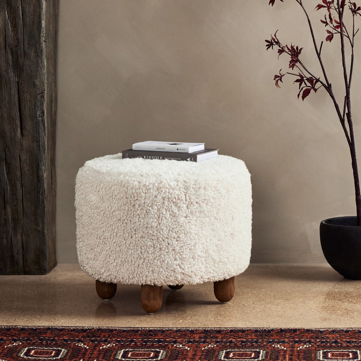 Aniston Ottoman - Kings Fine Art & Decor
