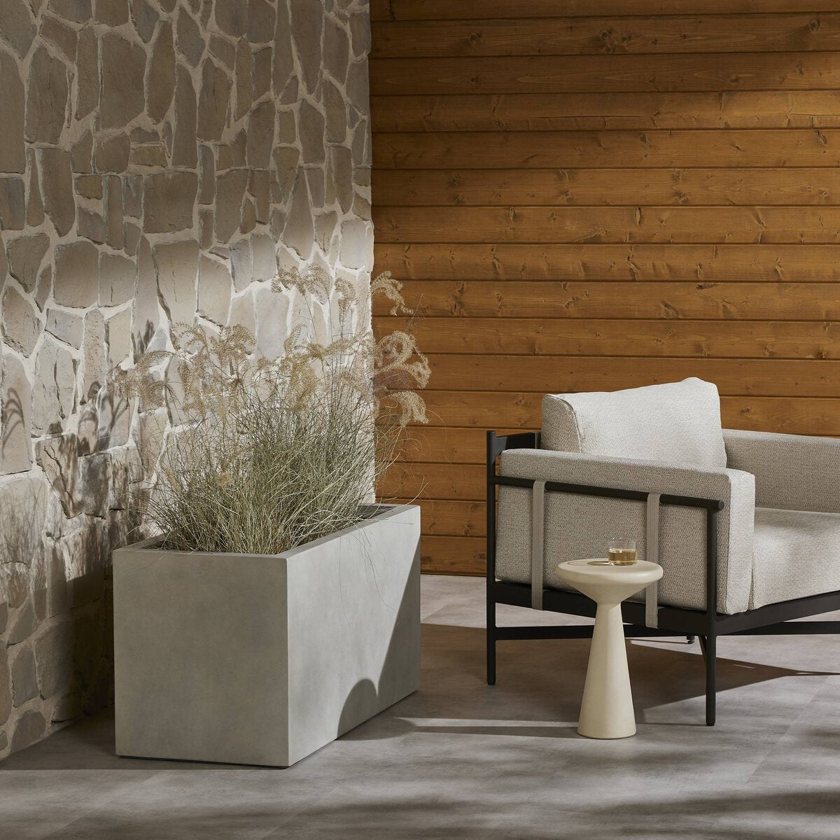 Kiro Planter - Kings Fine Art & Decor