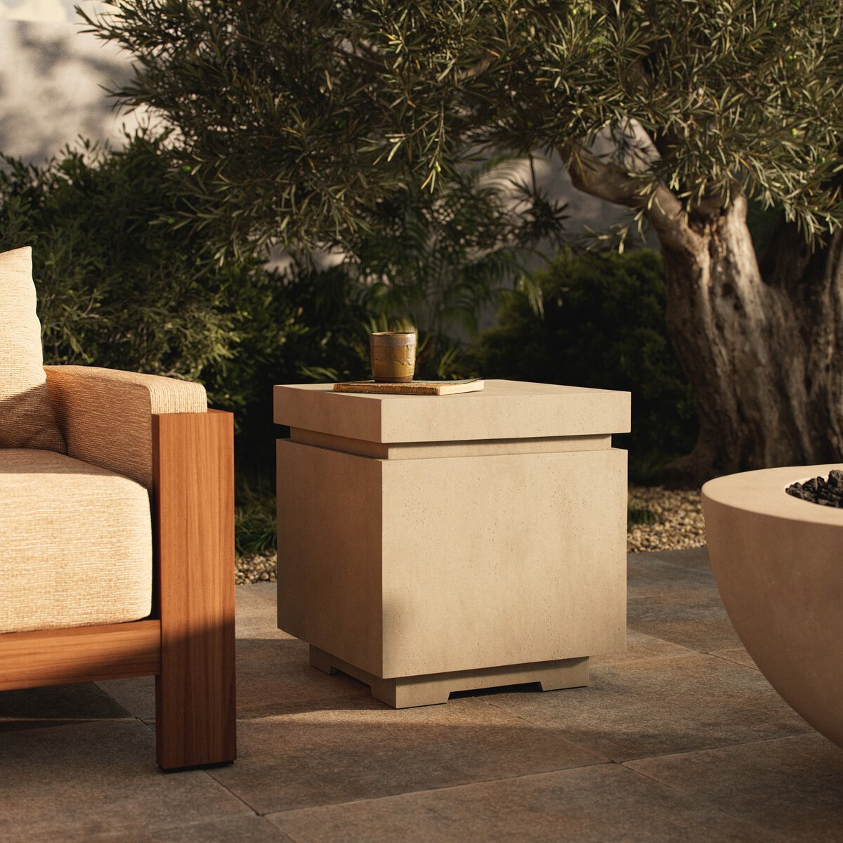 Posen Outdoor Square Propane Enclosure - Kings Fine Art & Decor