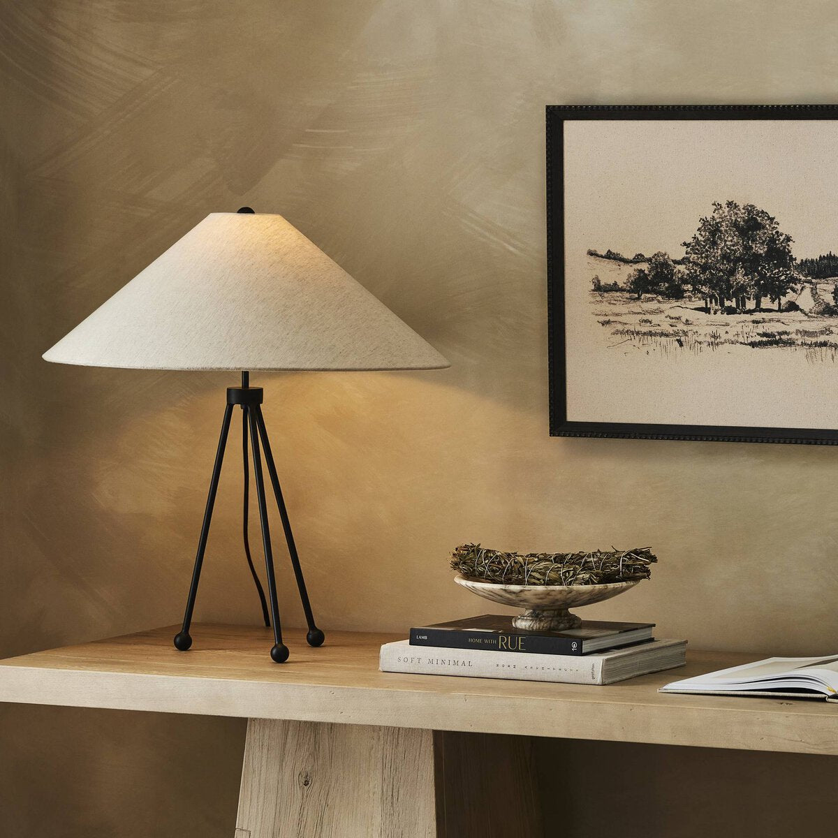 Waldorf Table Lamp - Kings Fine Art & Decor