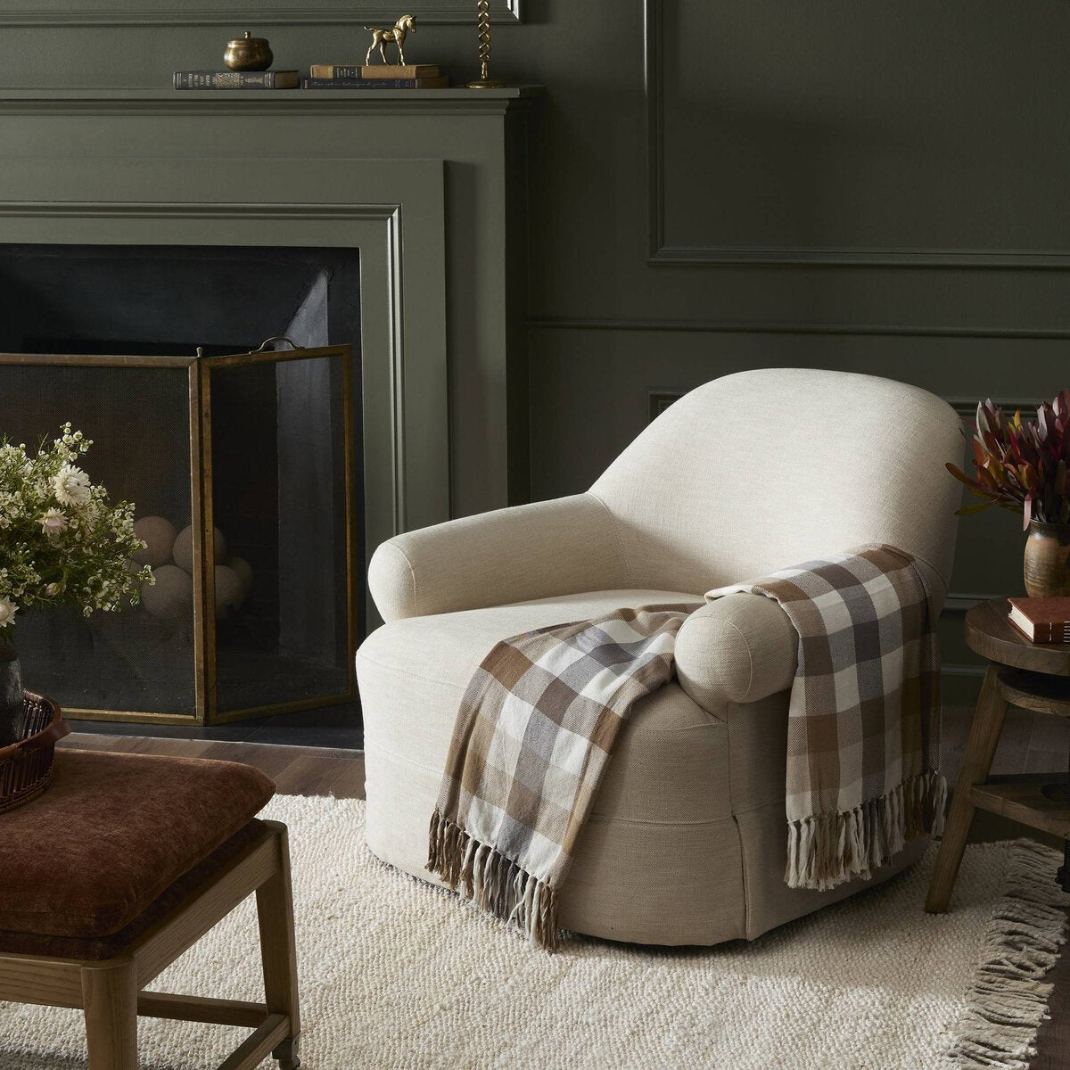 Arden Swivel Chair - Kings Fine Art & Decor
