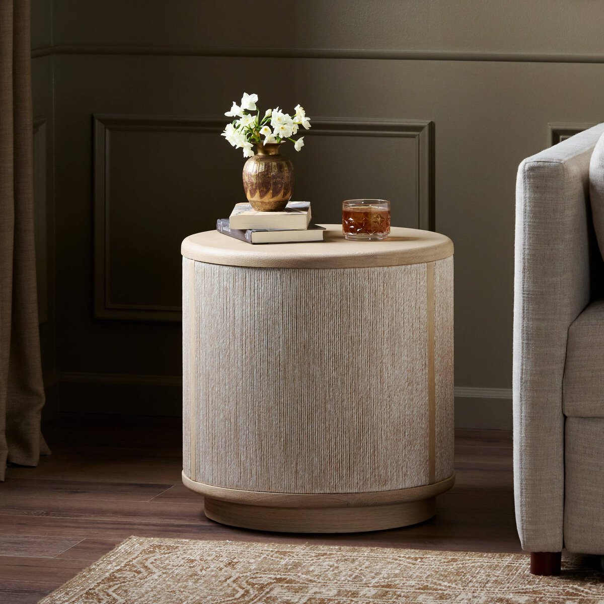 Rosenell End Table - Kings Fine Art & Decor