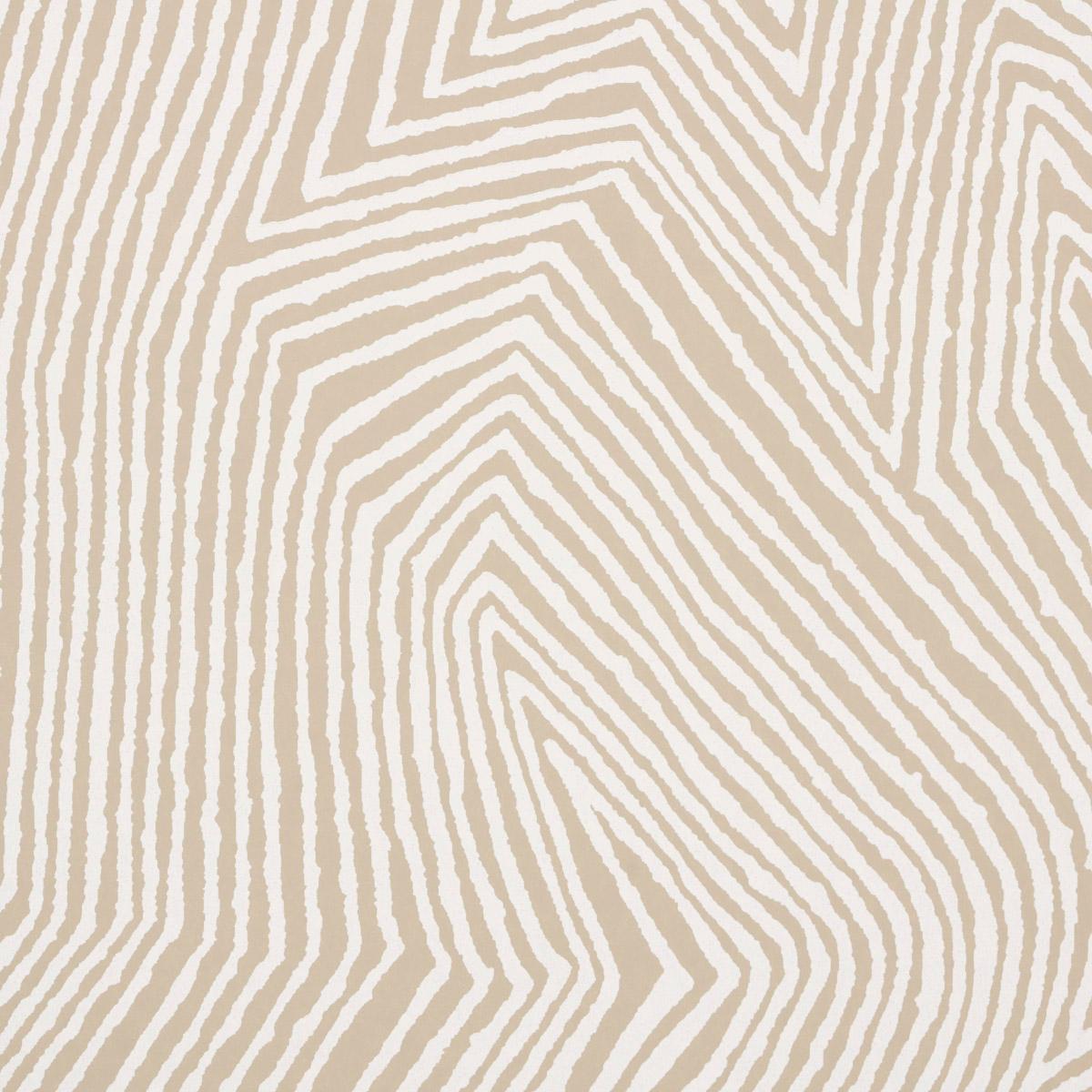 labyrinth-grand-5015430-2