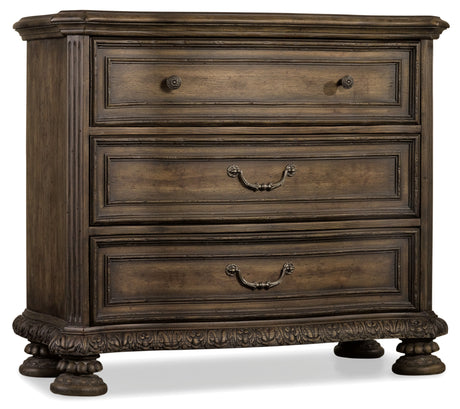 Hooker Furniture Rhapsody Bachelors Chest 5070-90017