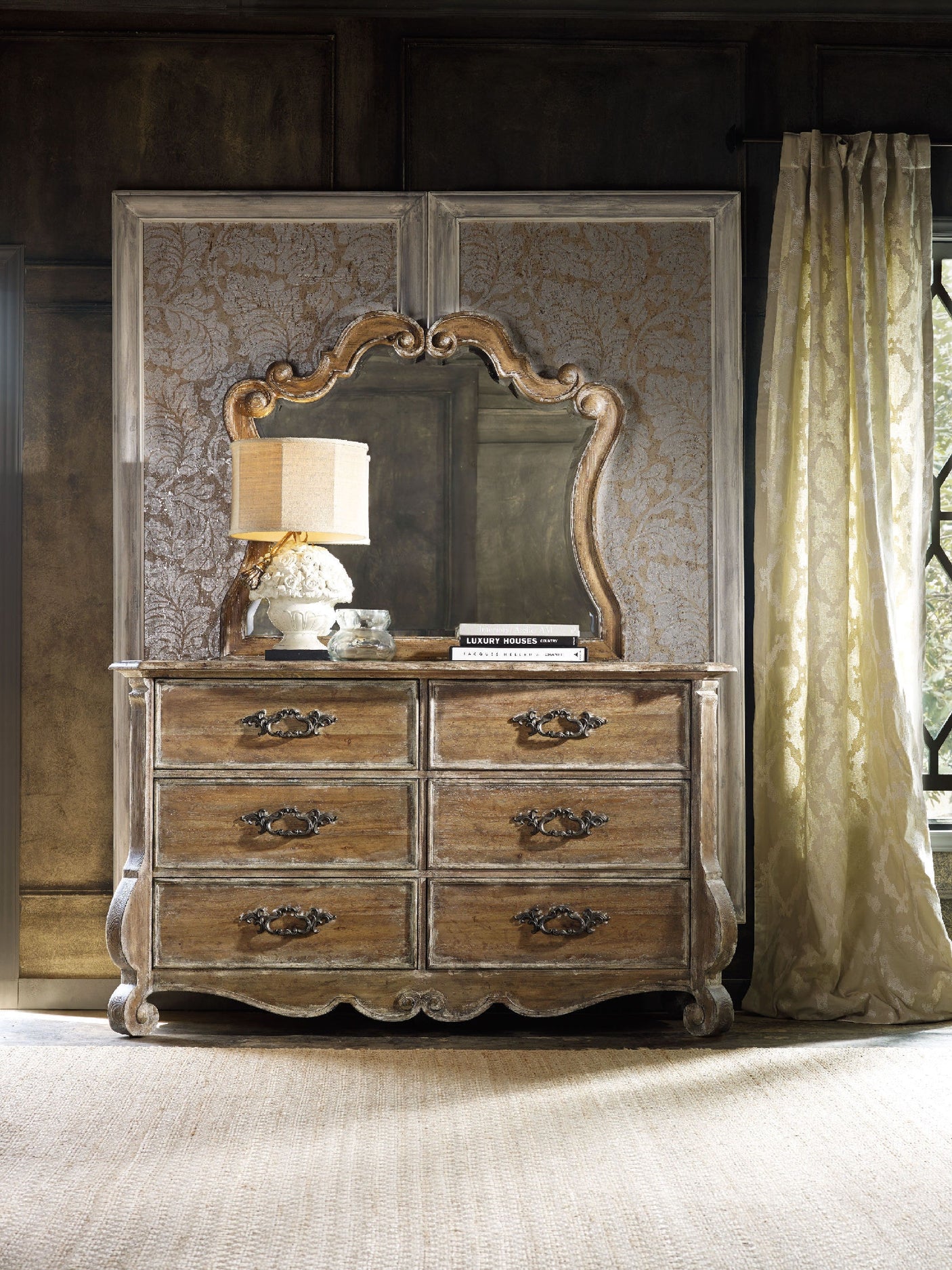 Hooker Furniture Chatelet Dresser 5300-90001