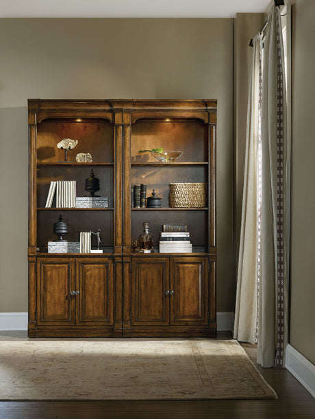 Hooker Furniture Tynecastle Bunching Bookcase 5323-10446