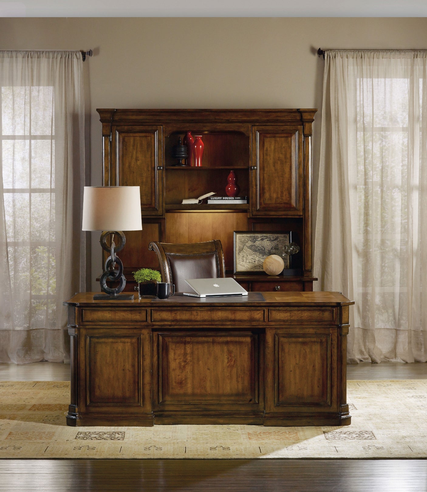Hooker Furniture Tynecastle Executive Desk 5323-10563