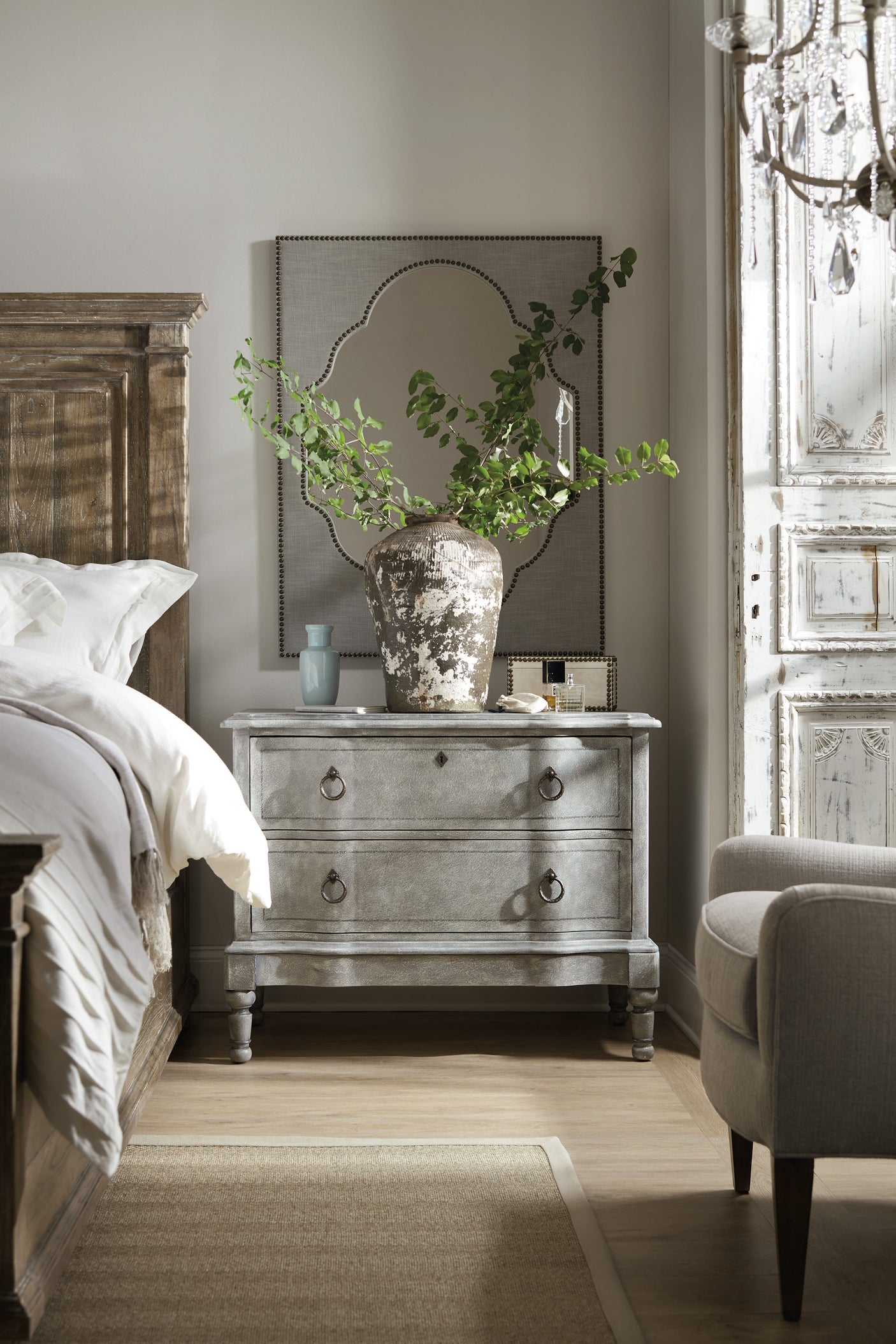 Hooker Furniture Boheme Verbena Bachelors Chest 5750-90017-BLU3