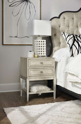 Hooker Furniture Sanctuary Petit Bijou Telephone Table 5875-90016-95