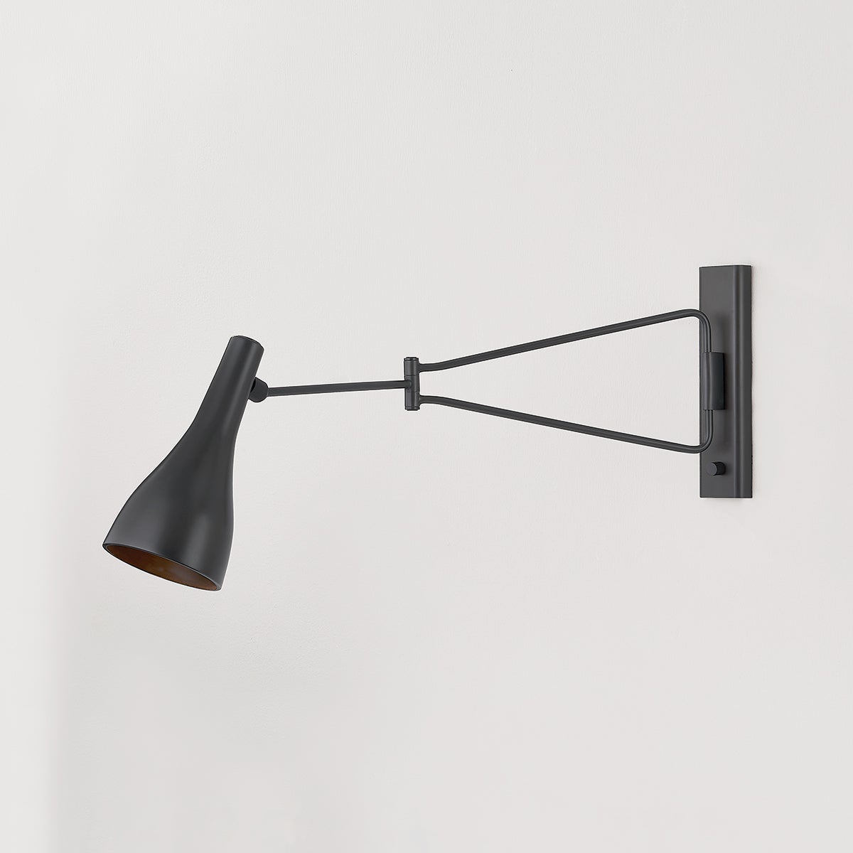 northford-wall-sconce-6216-DB-2