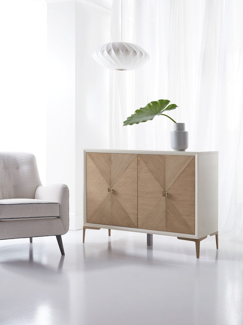 Hooker Furniture Melange Lisette Hall Chest 638-85460-05