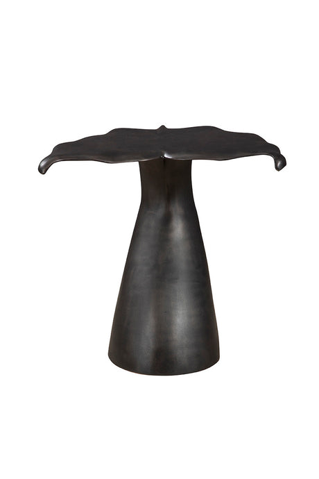 whale-tale-end-table-60-64-1