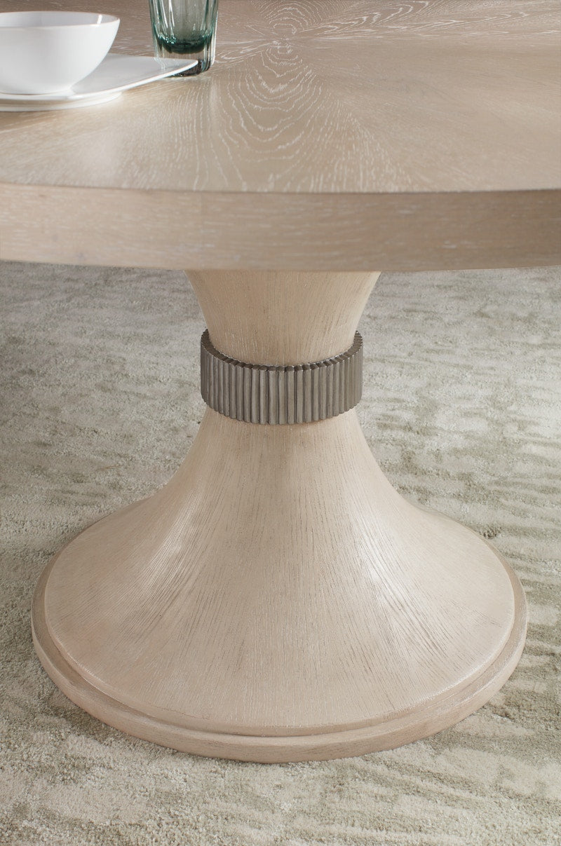 Hooker Furniture Nouveau Chic Round Pedestal Dining Table 6500-75203-80