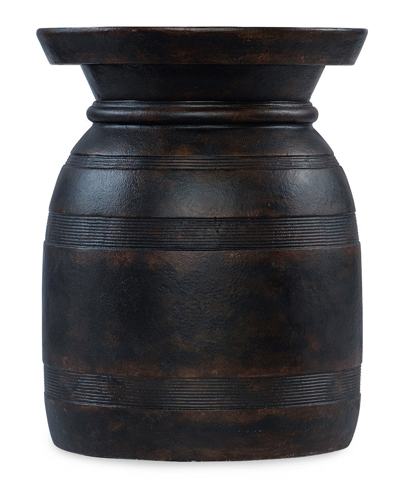 Hooker Furniture Big Sky Urn Spot Table 6700-50003-97