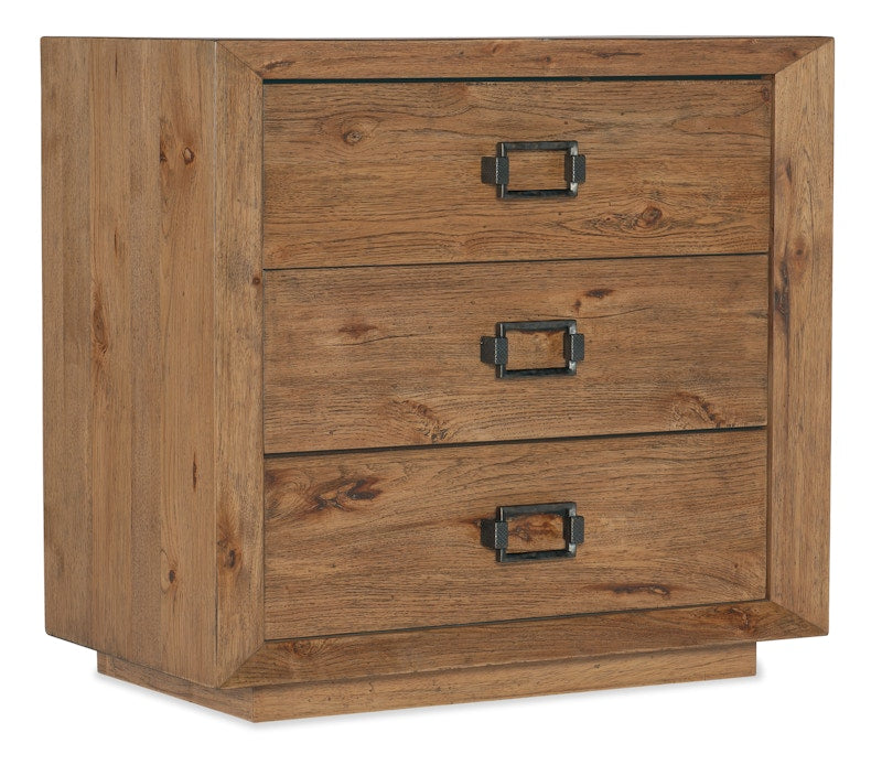 Hooker Furniture Big Sky Three Drawer Nightstand 6700-90015-80