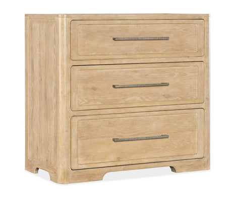 Hooker Furniture Retreat Three-Drawer Nightstand 6950-90015-80