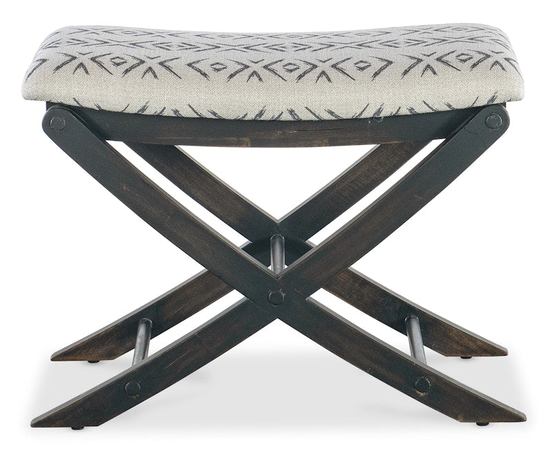 Hooker Furniture Retreat Camp Stool Bed Bench 6950-90119-99