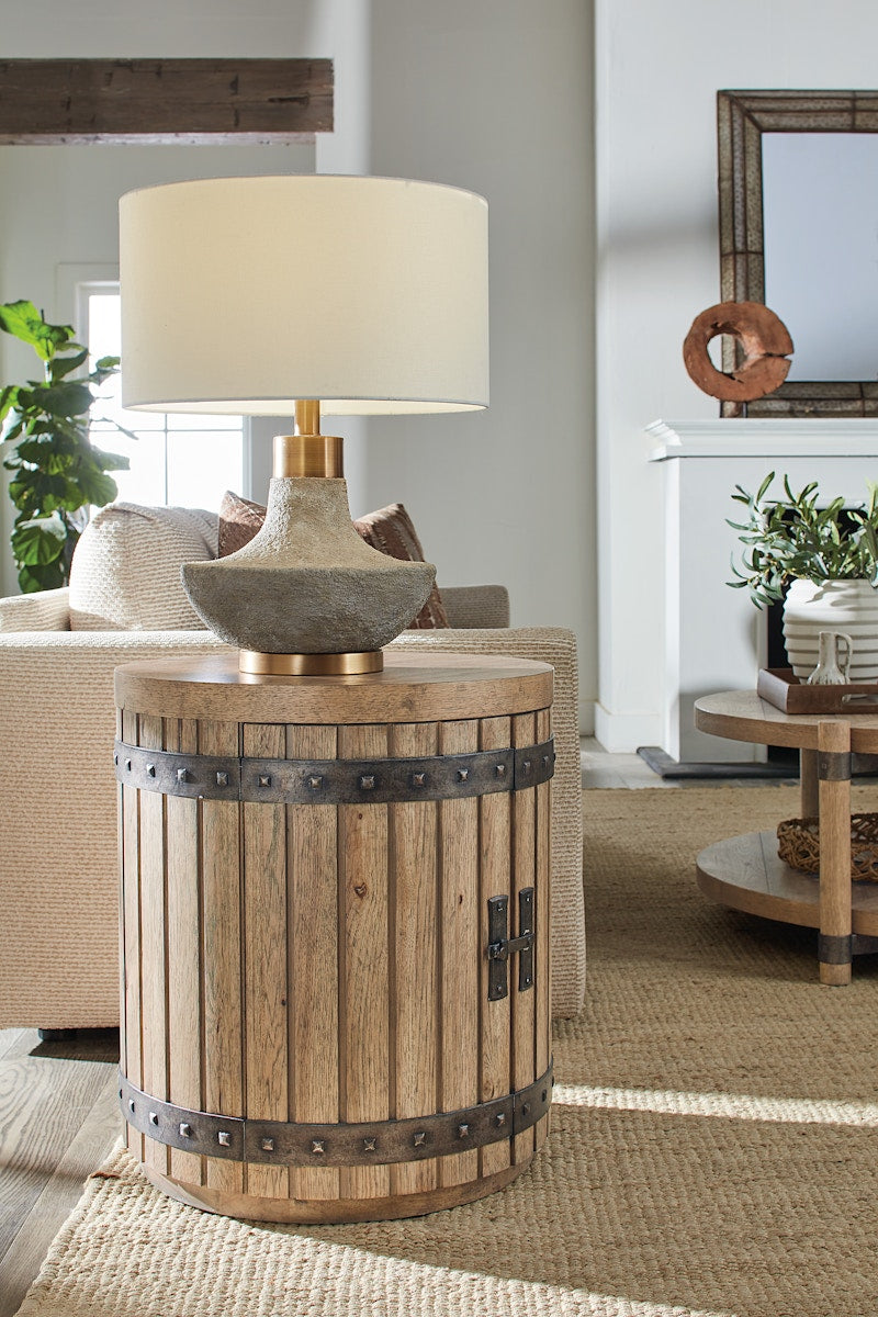 Hooker Furniture Vineyard Row Wine Barrel End Table 6952-80115-80