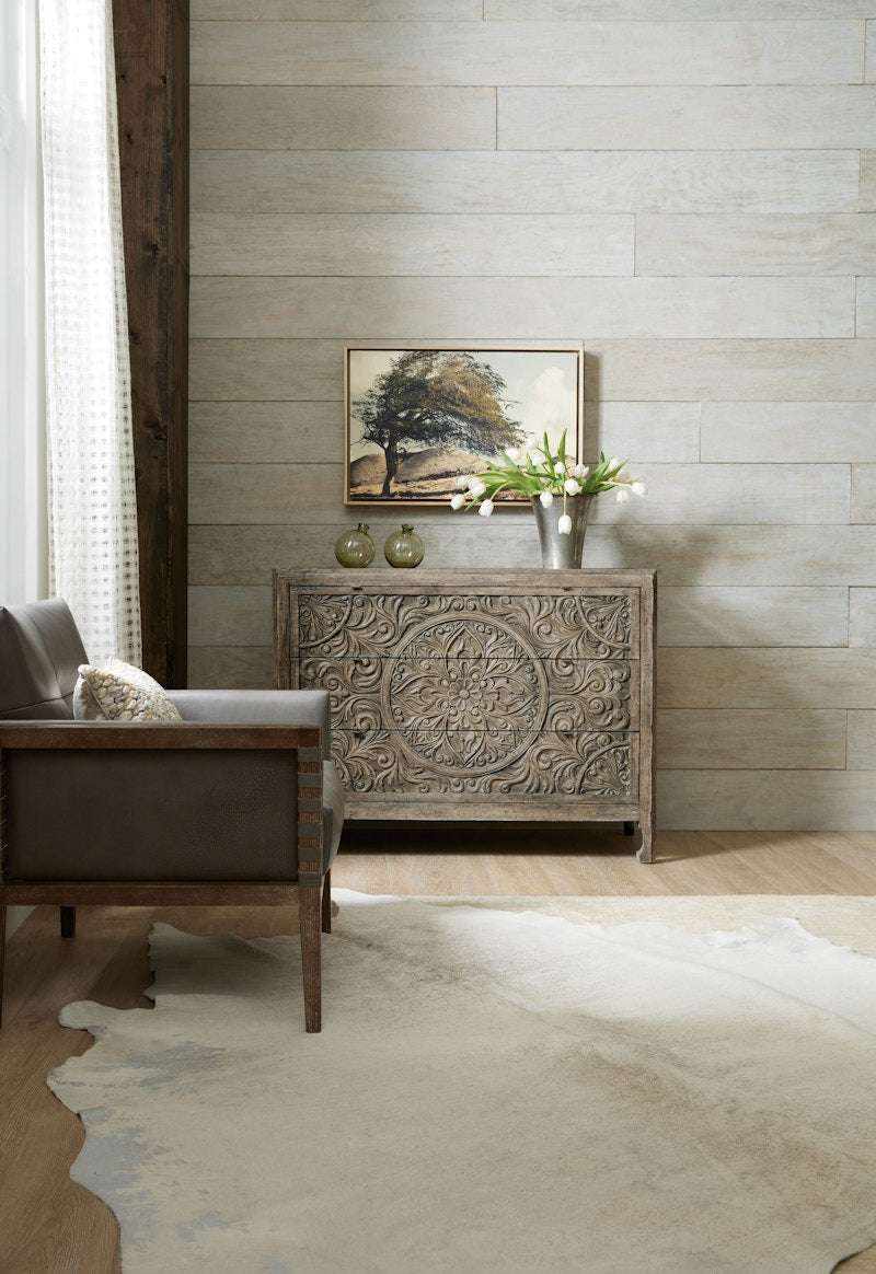Hooker Furniture La Grange Lockhart Three-Drawer Accent Chest 6960-50007-80