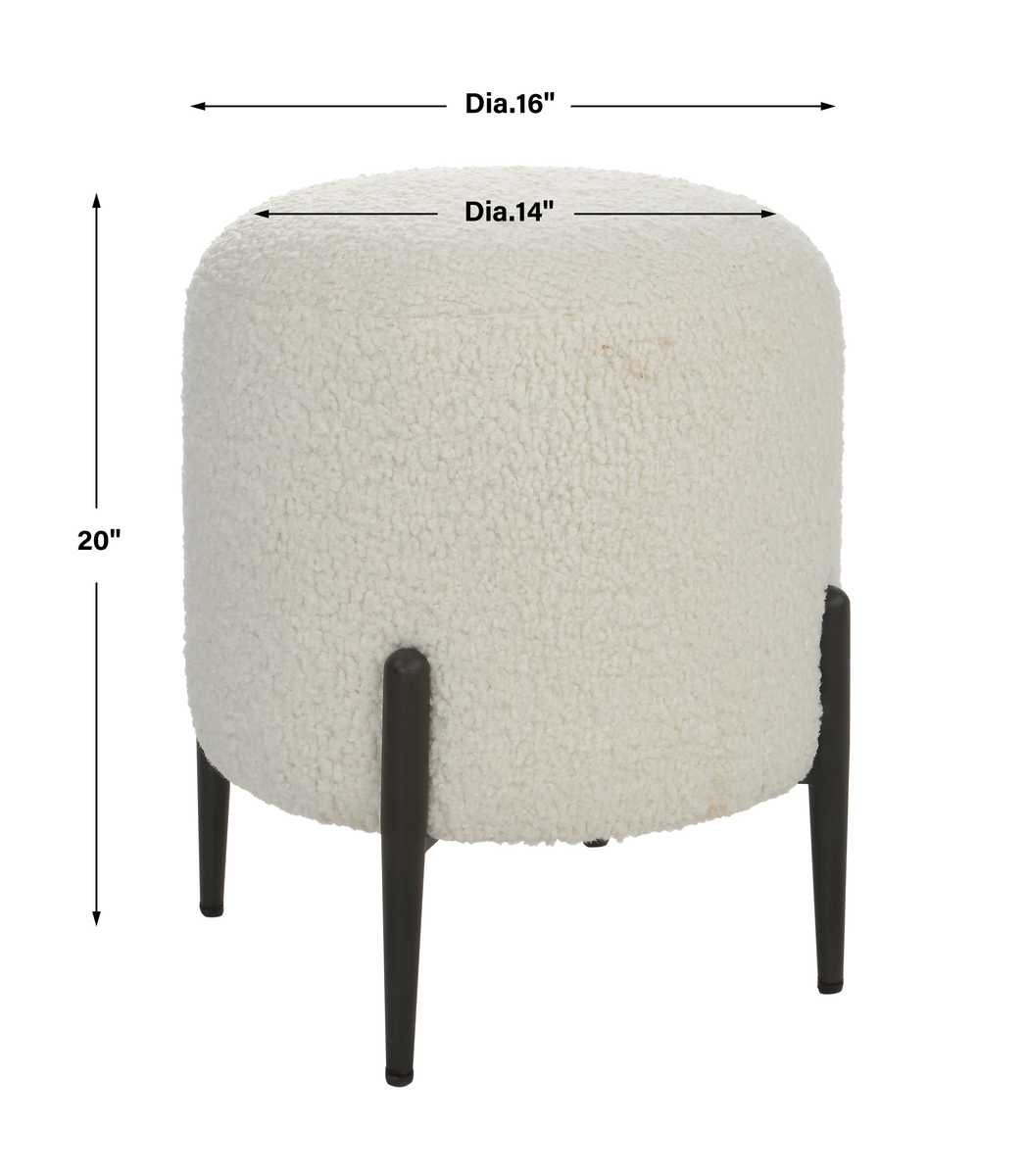 Arles Ottoman, Black