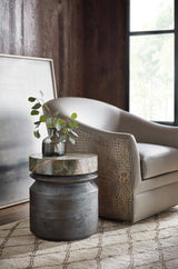 Hooker Furniture Commerce and Market Valor Accent Table 7228-80227-00