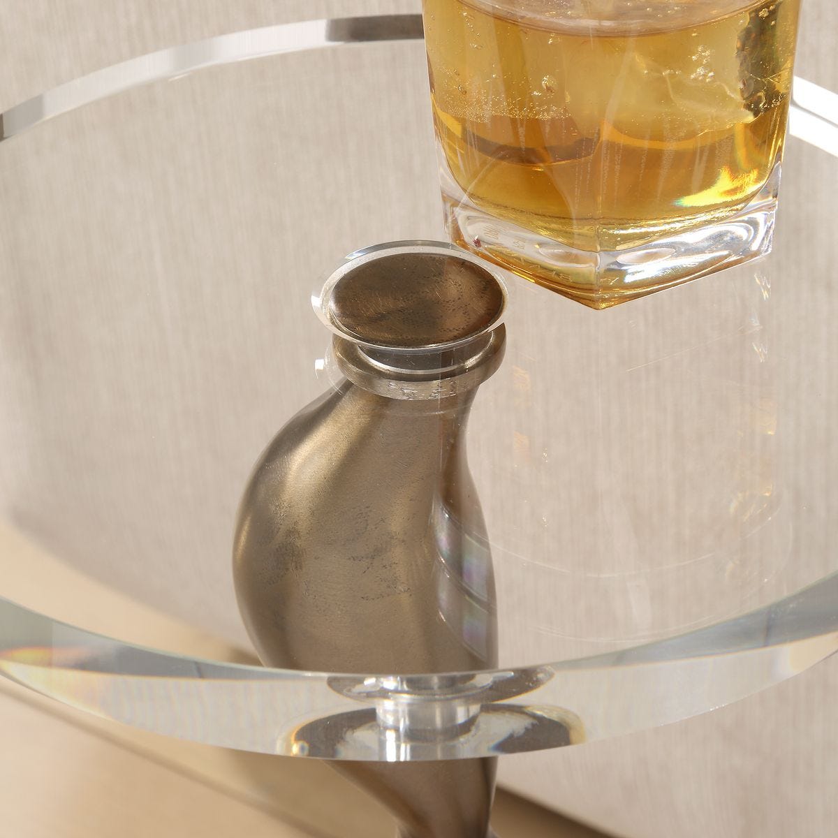Remolino Drink Table