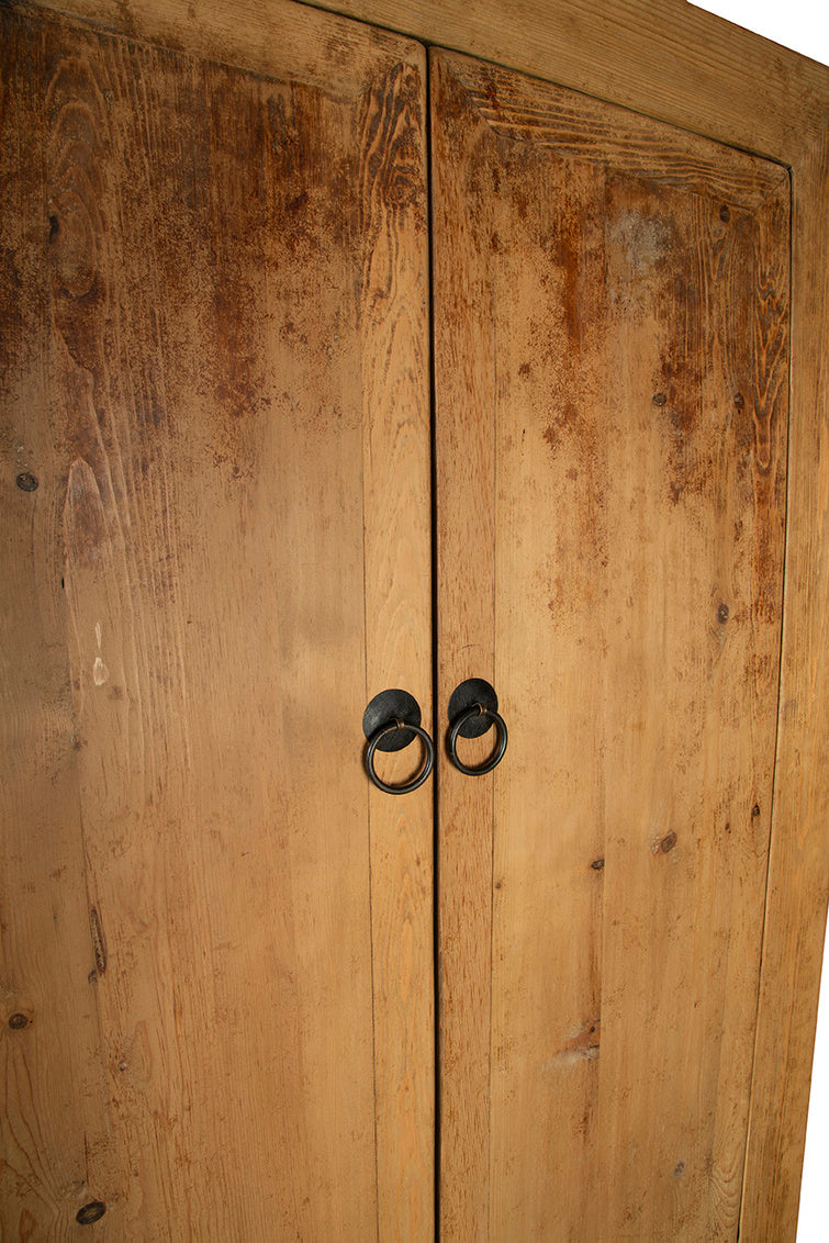 ellicott-armoire-20-526-3