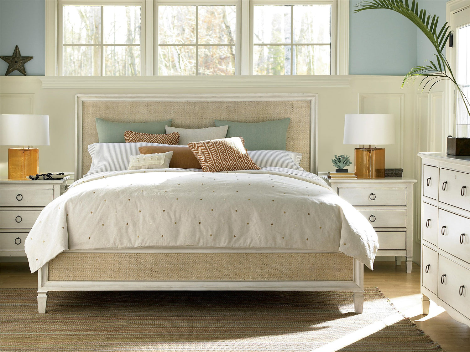 Woven Accent King Bed