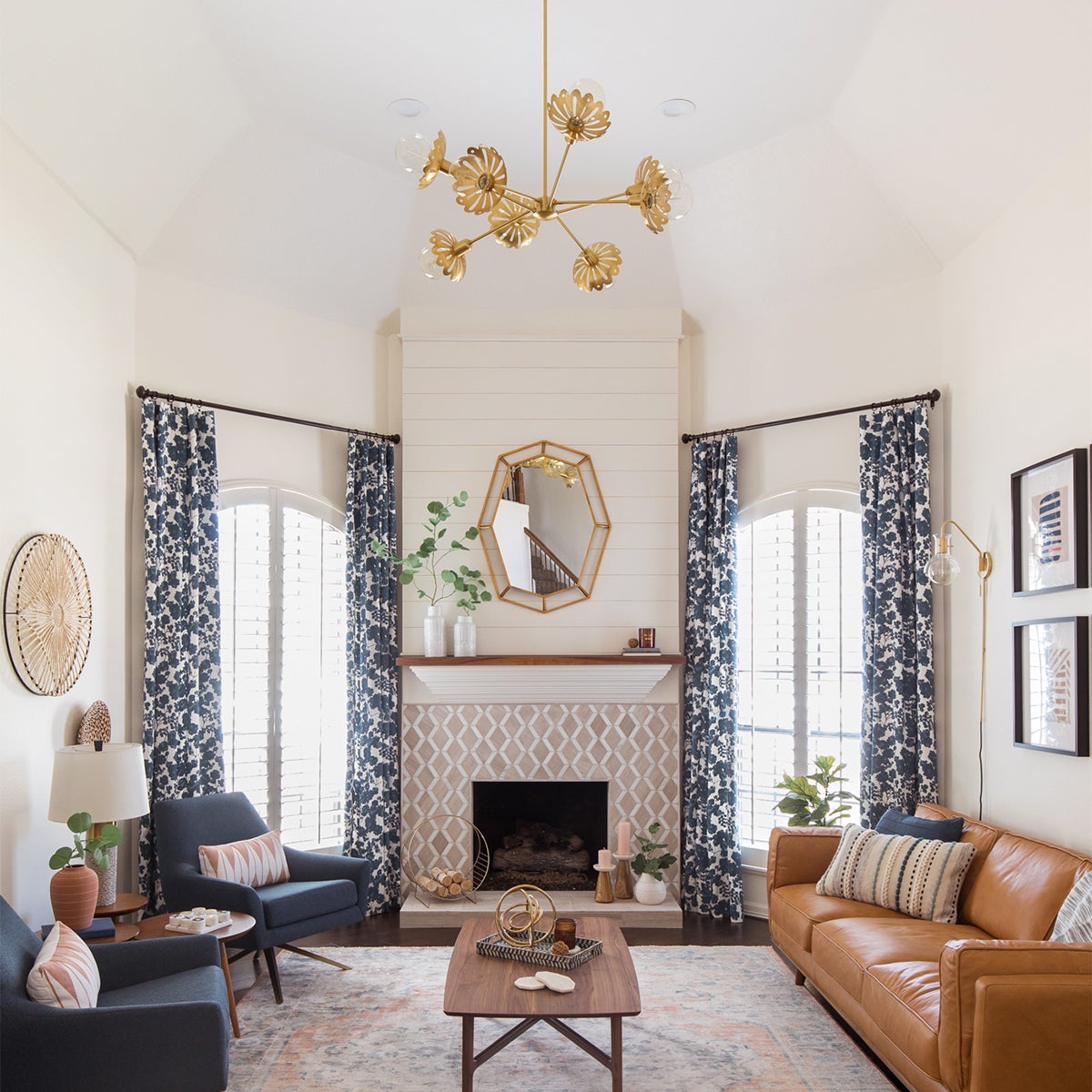 alyssa-chandelier-H353808-AGB-5
