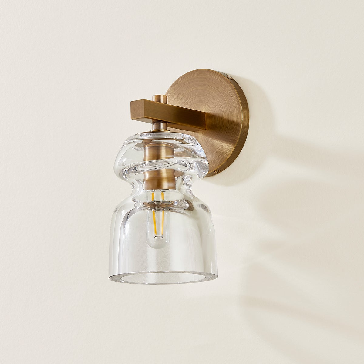 trey-wall-sconce-B1109-PBR-2