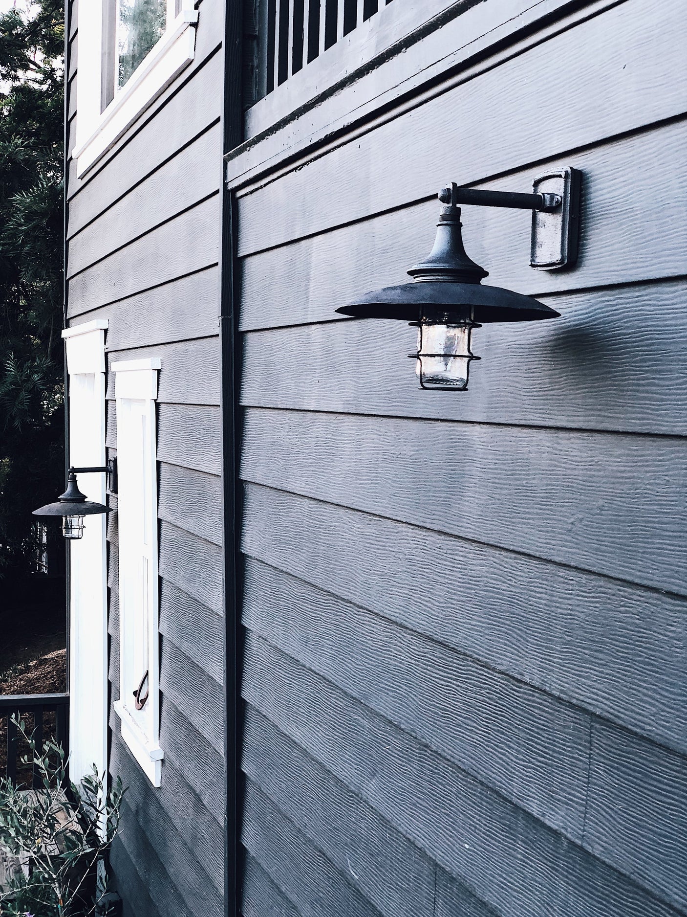 allegheny-wall-sconce-B3222-HBZ-5