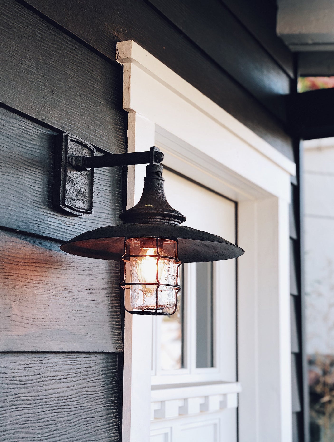 allegheny-wall-sconce-B3222-HBZ-2
