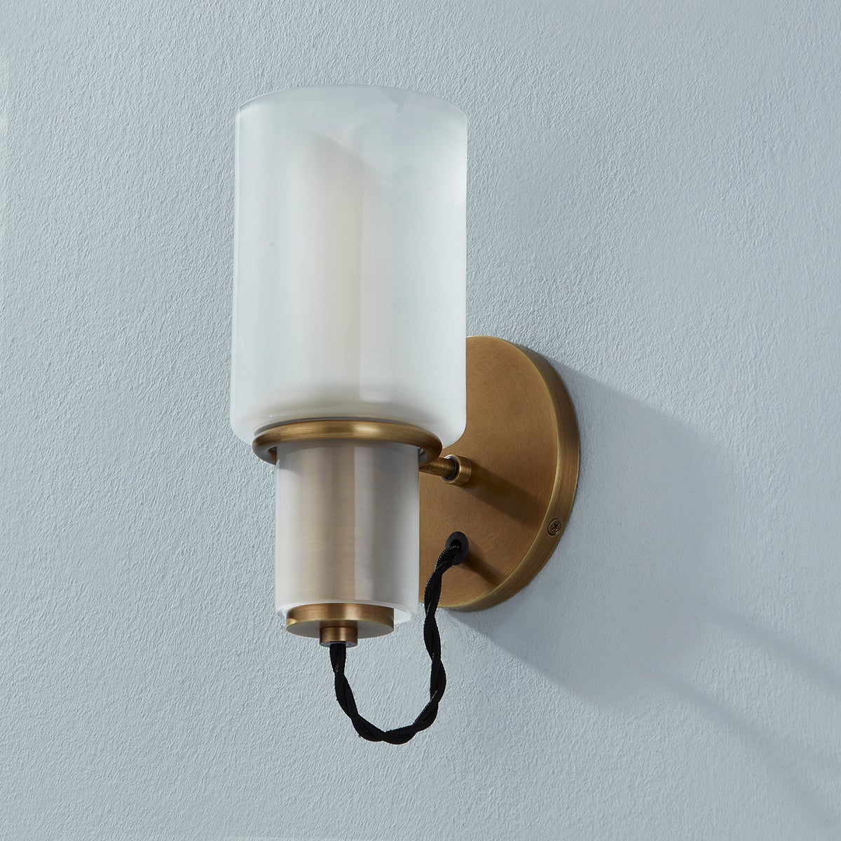 lincoln-wall-sconce-B4809-PBR-1
