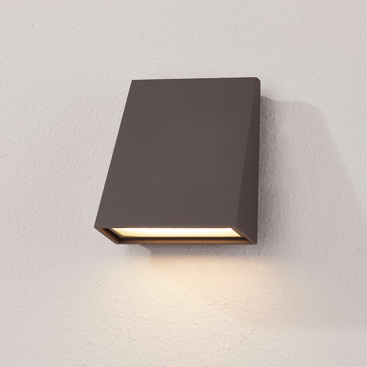 roy-exterior-wall-sconce-B6507-TBZ-3