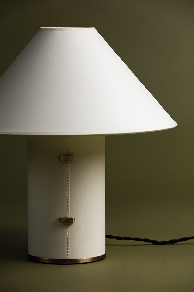 bond-table-lamp-PTL1315-PBR-6