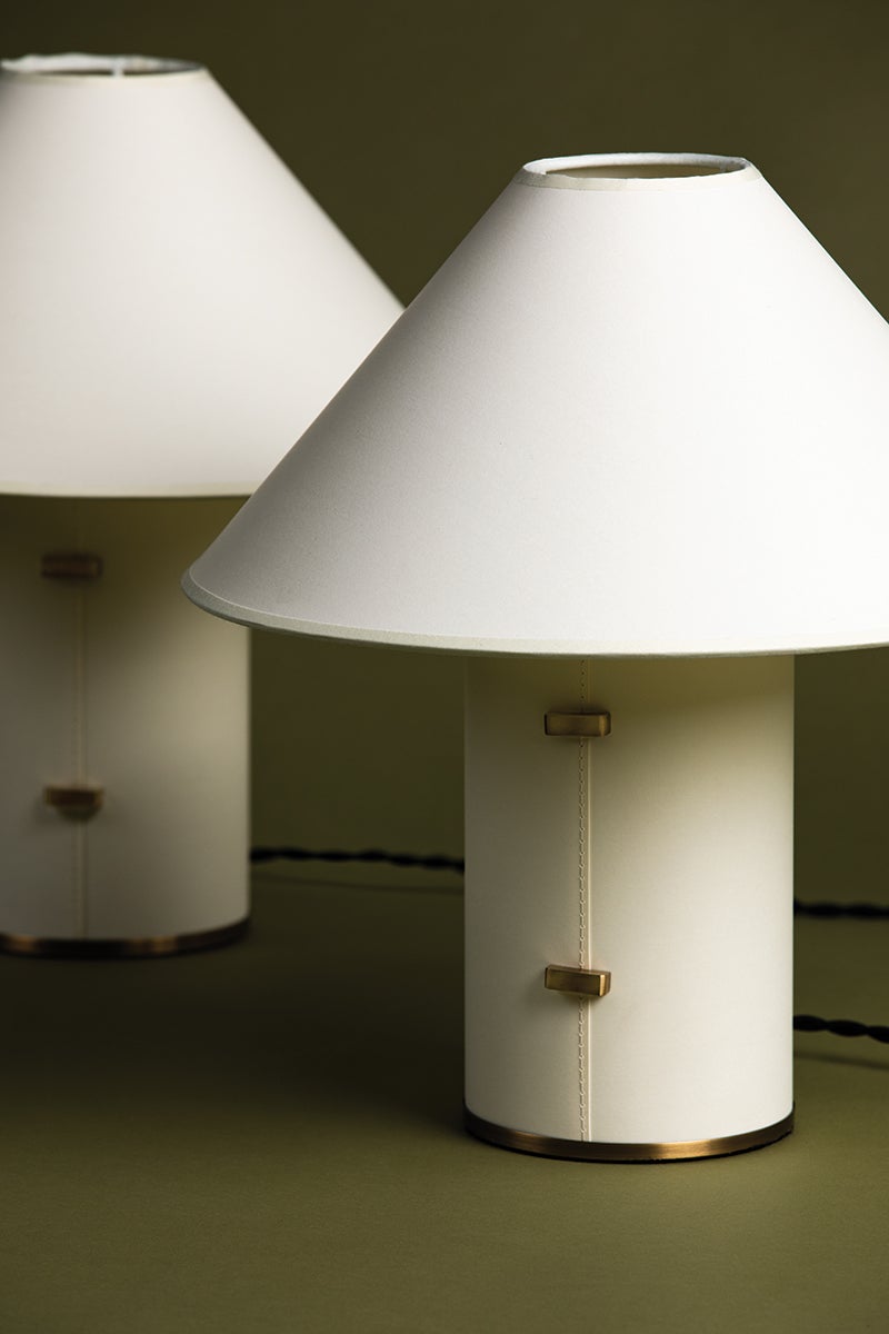 bond-table-lamp-PTL1315-PBR-2