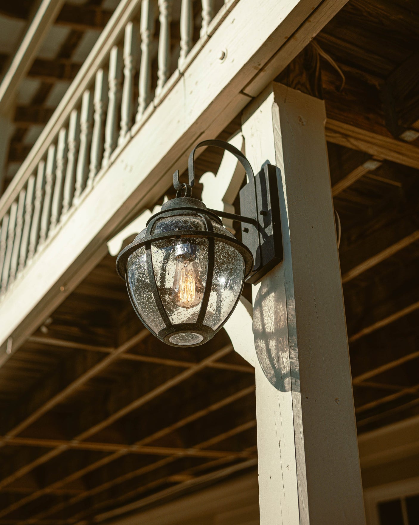 bunker-hill-wall-sconce-B6451-VBZ-2