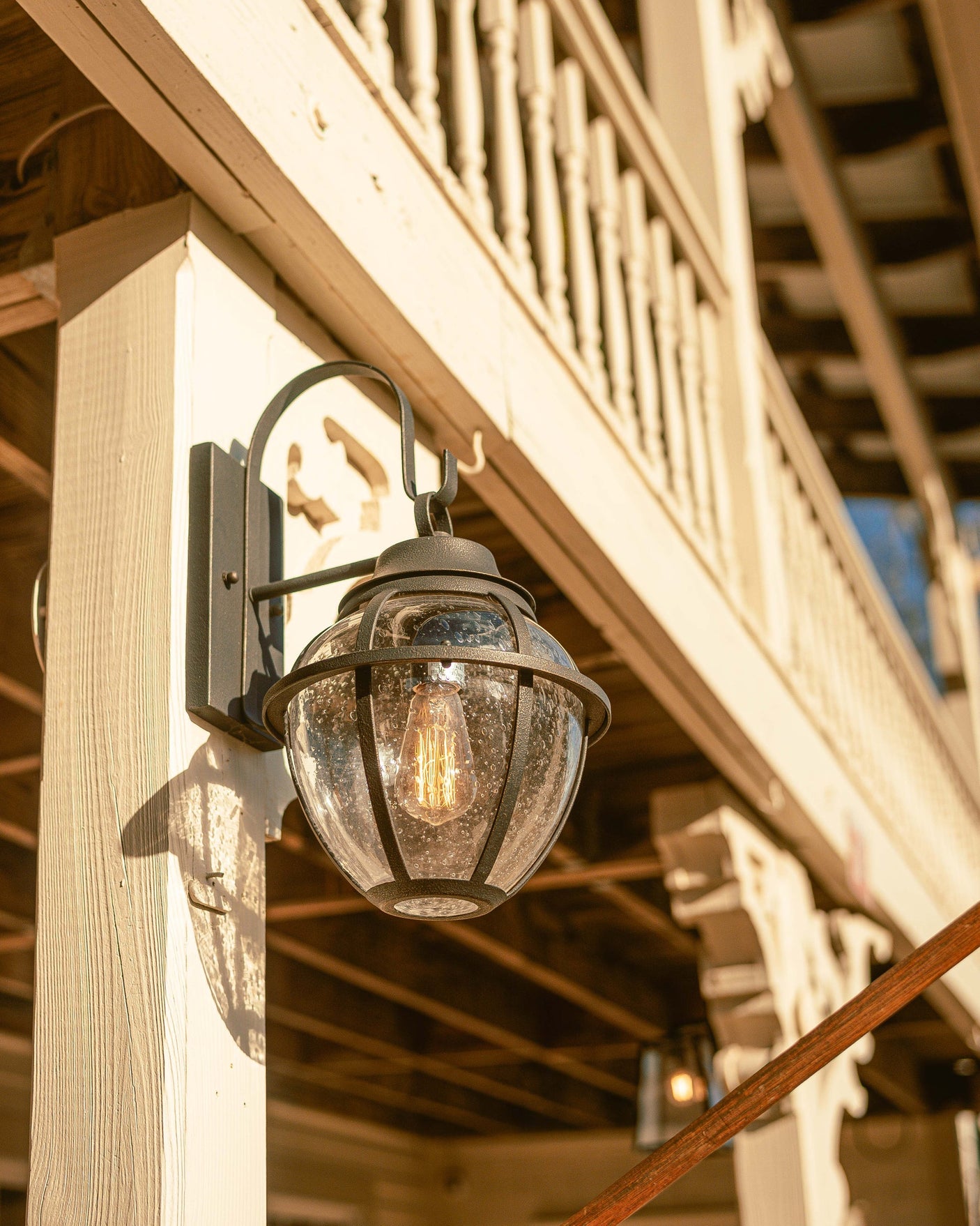 bunker-hill-wall-sconce-B6451-VBZ-1