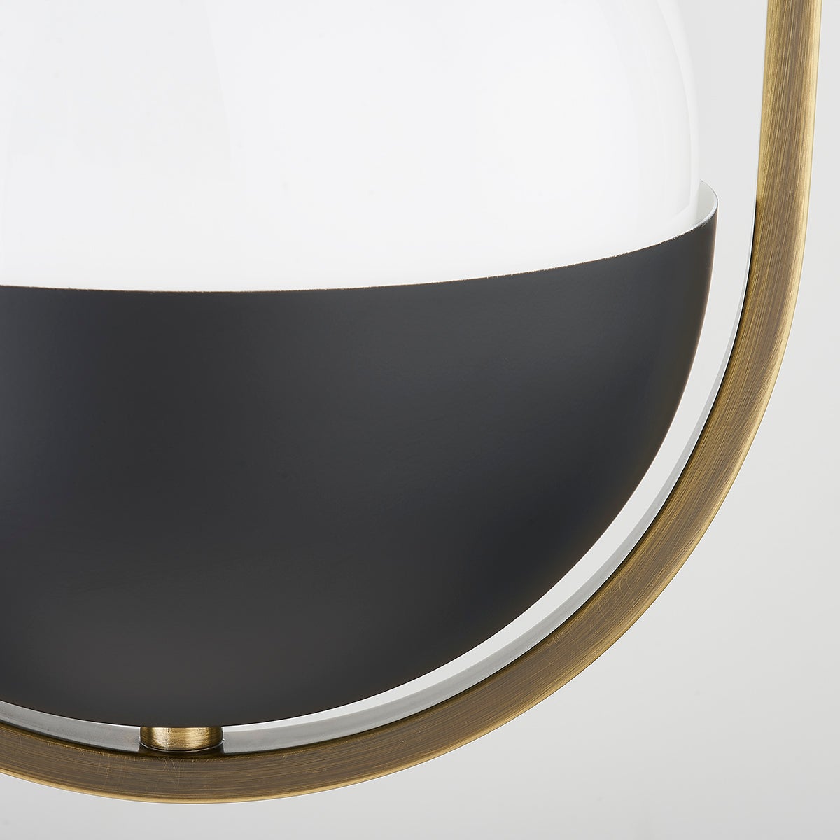 willard-pendant-F9922-PBR/SBK-1